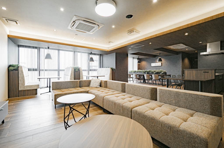 ダイニングラウンジの写真